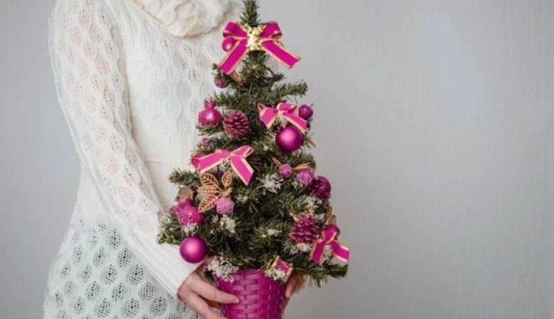 5 reasons why you should get a flocked Christmas tree this year