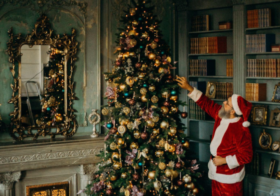 The Ultimate Guide to Prelit Artificial Christmas Trees